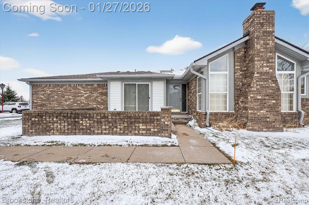 48686 French Creek Court, Utica, MI 48315 — Photo 6