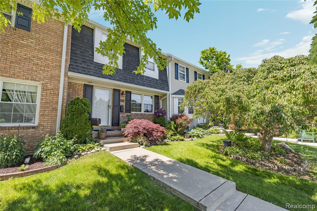 42683 Savoy Court, Northville, MI 48167 — front exterior