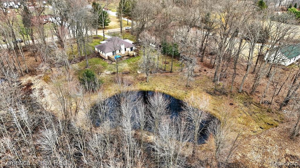 660 E Allen Road, Howell, MI 48855 — Photo 48