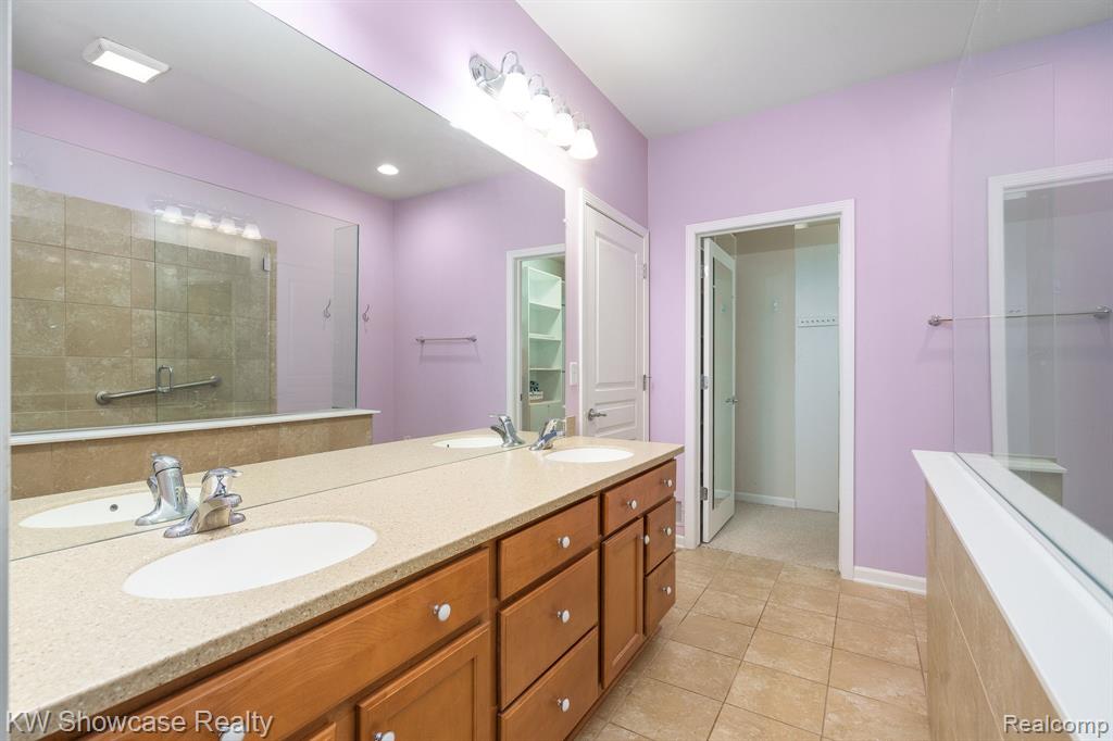 49714 Lakewood Street, 33, Macomb, MI 48042 — Photo 36