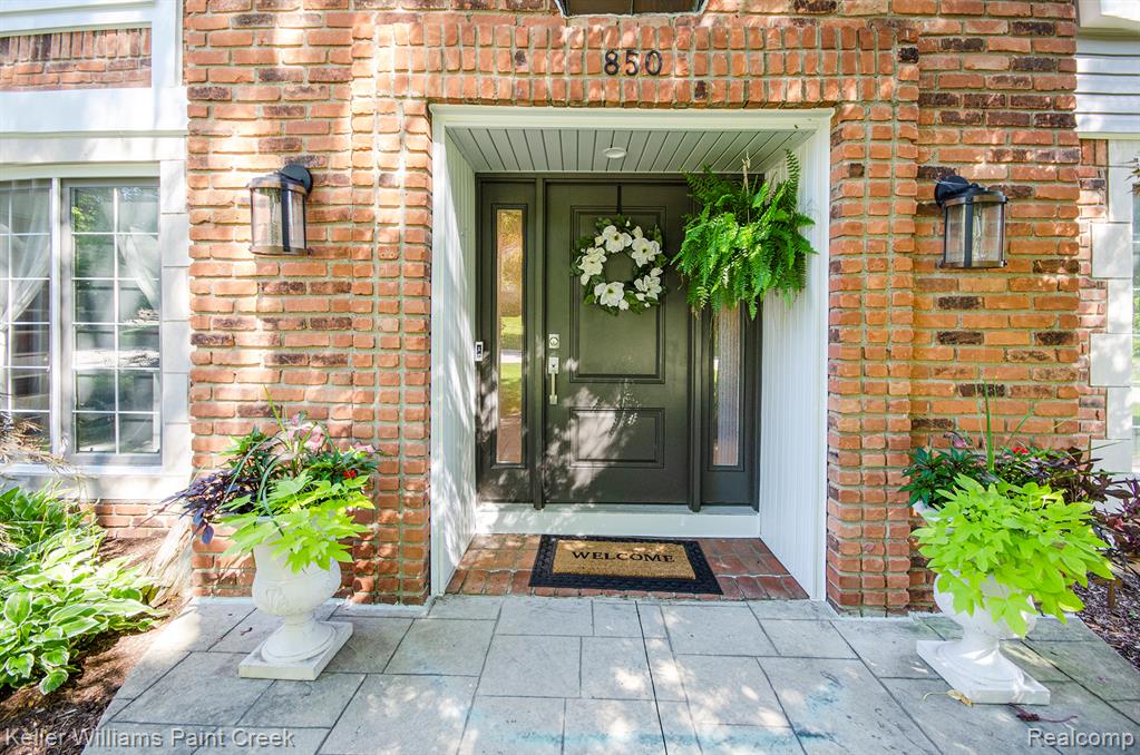 850 Box Canyon Court, Rochester Hills, MI 48309 — Photo 3