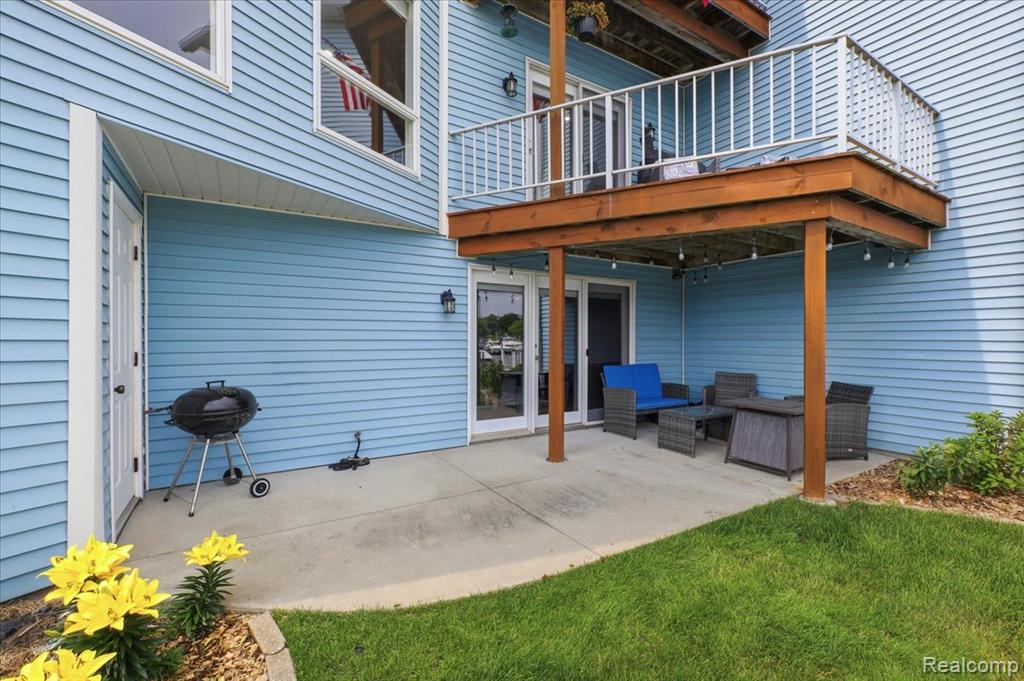 827 N Pointe, Port Huron, MI 48060 — Photo 41