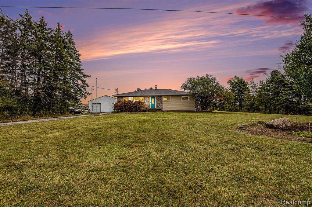 3735 S PORTSMOUTH Road, Bridgeport, MI 48722 — Photo 5