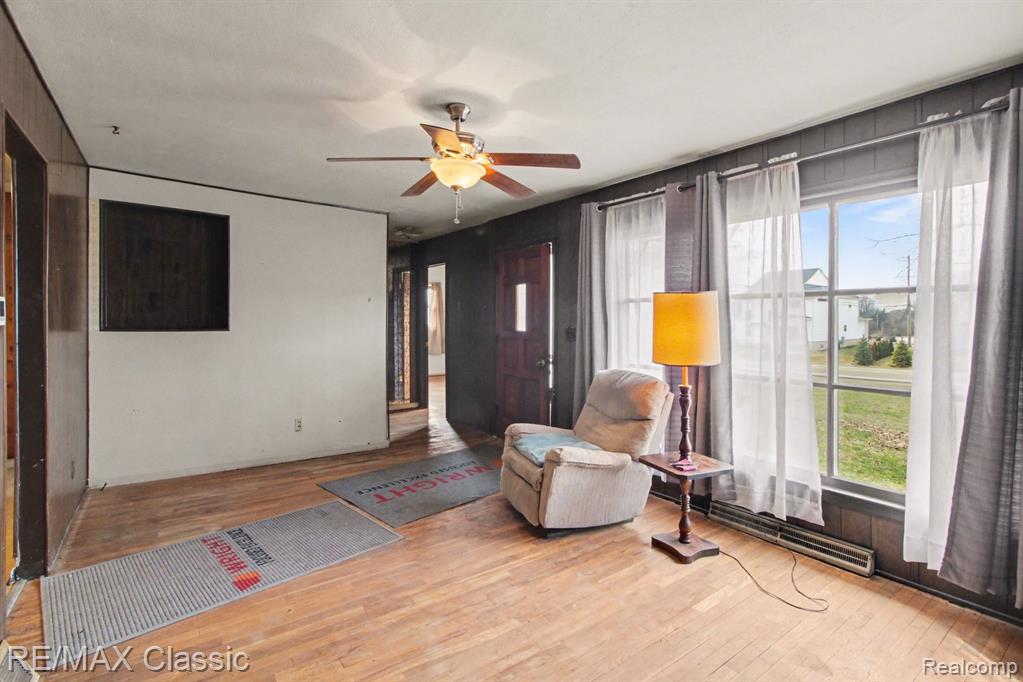 1076 Benstein Road, Commerce Twp, MI 48390 — Photo 3