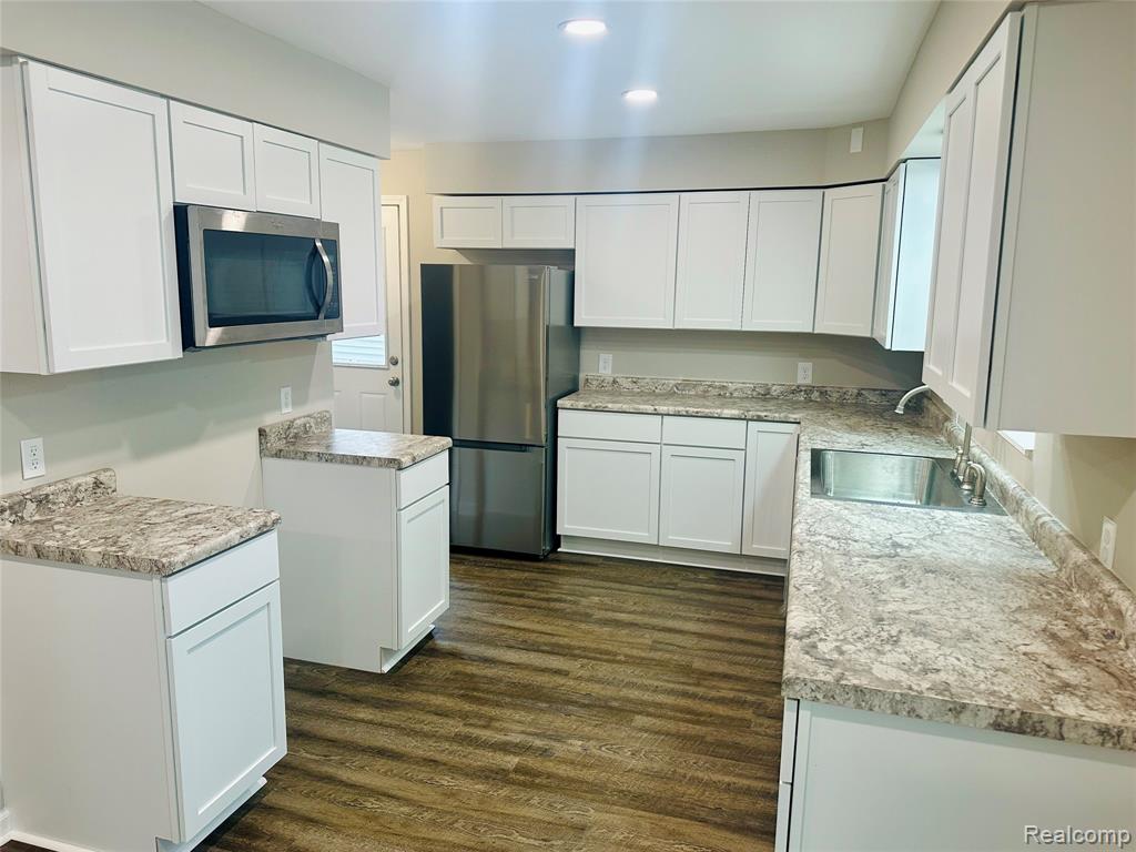 20891 Winifred Court, Pinckney, MI 48169 — Photo 6