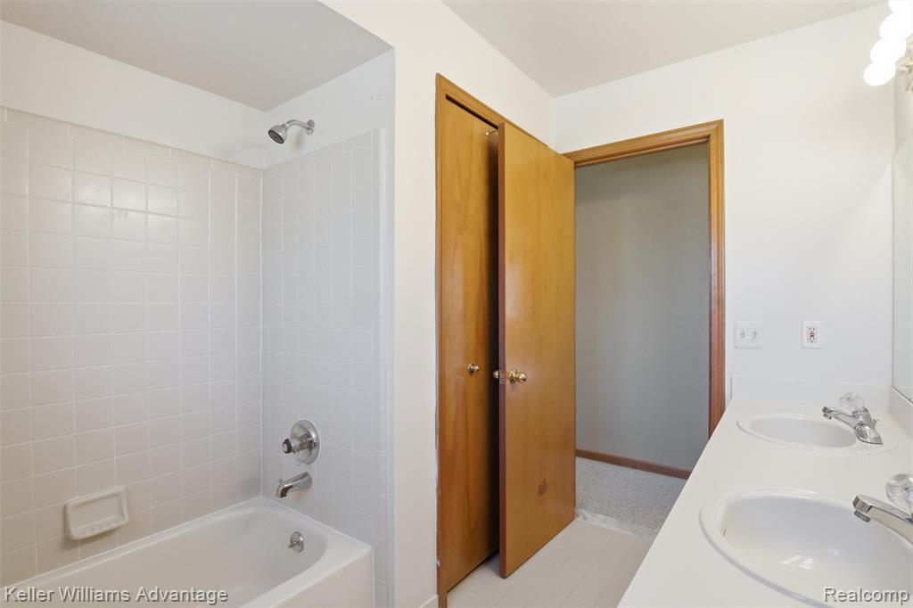 40051 Finley Drive, Canton, MI 48188 — Photo 27