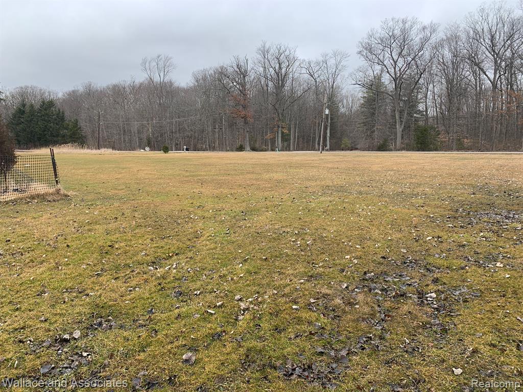 8407 SMITHS CREEK Road, Wales, MI — Photo 14