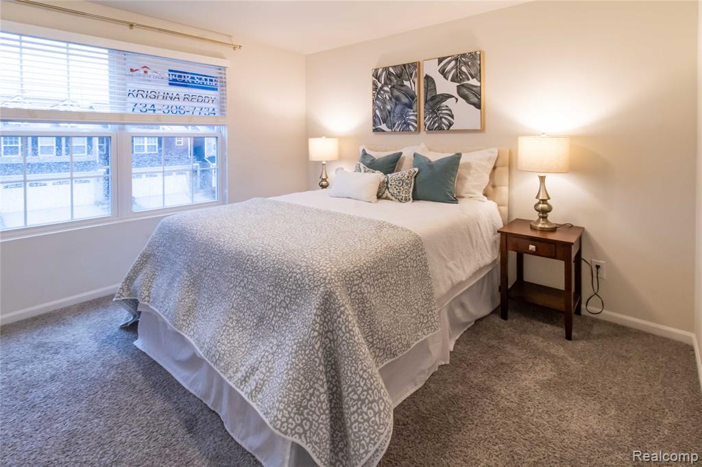 43635 CHANCELLOR LANE, Novi, MI — Photo 35