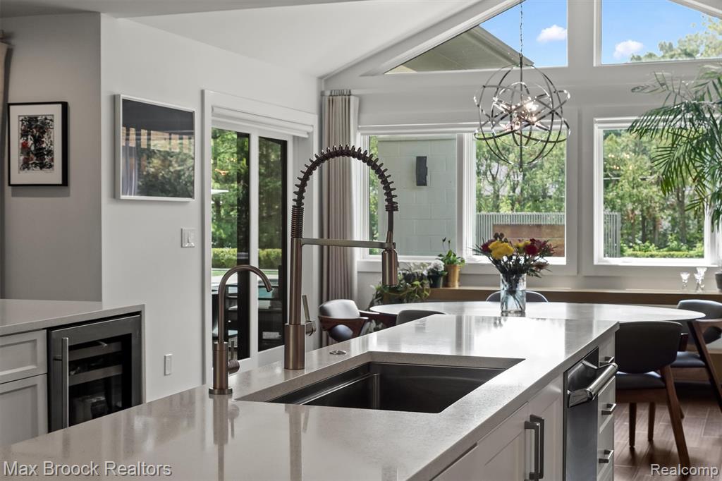 7400 Parkstone Lane, Bloomfield Hills, MI 48301 — Photo 27