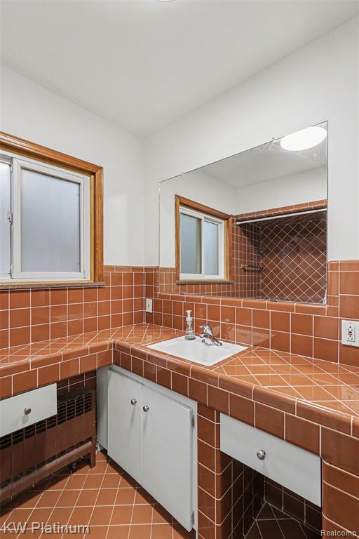 8320 Russell Street, Utica, MI 48317 — Photo 35