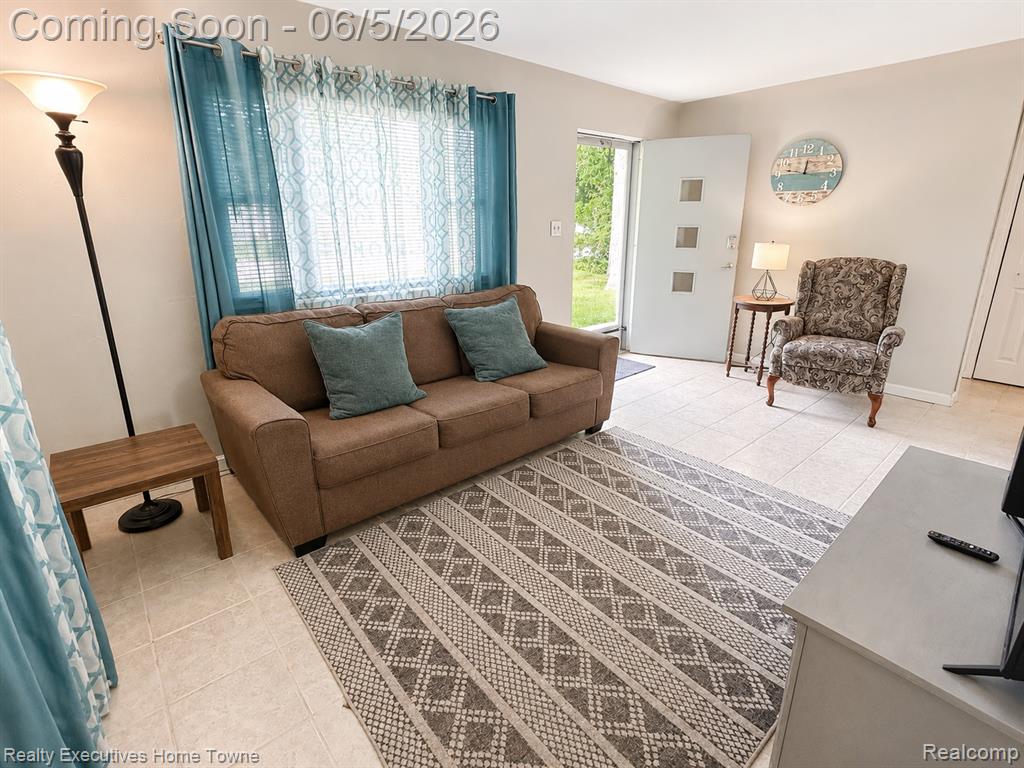 2914 Sturges Street, Port Huron, MI 48060 — Photo 6