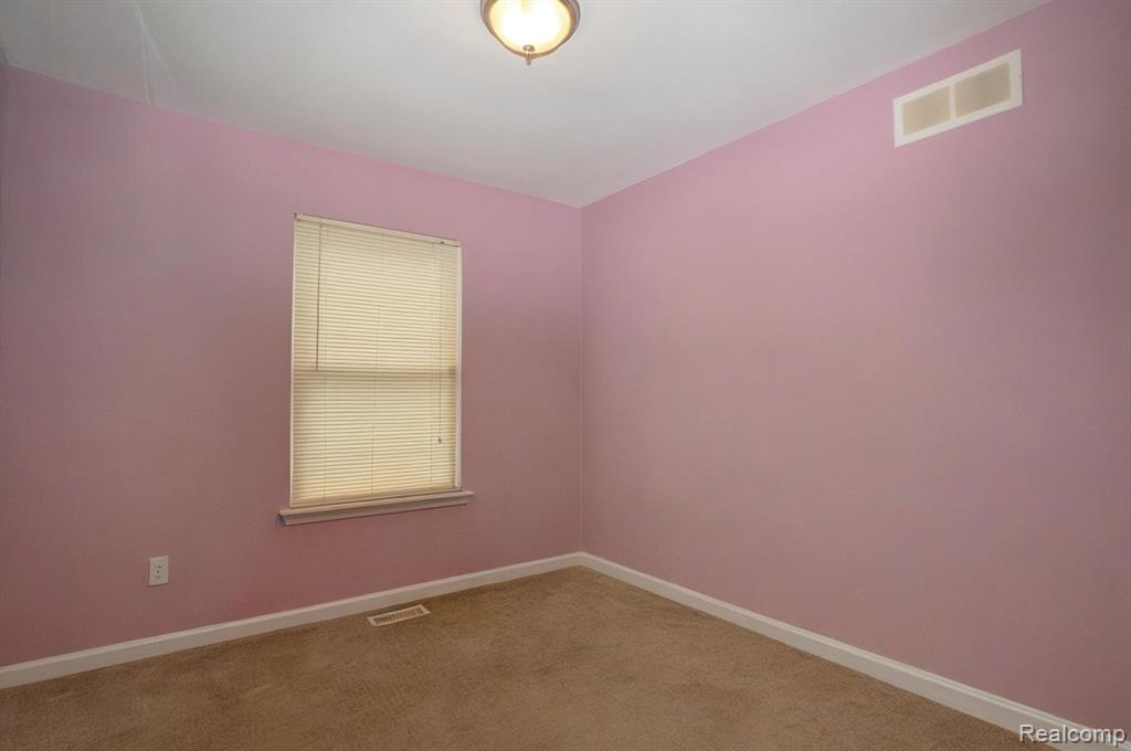 41381 Clayton Street, Clinton Twp, MI 48038 — Photo 18