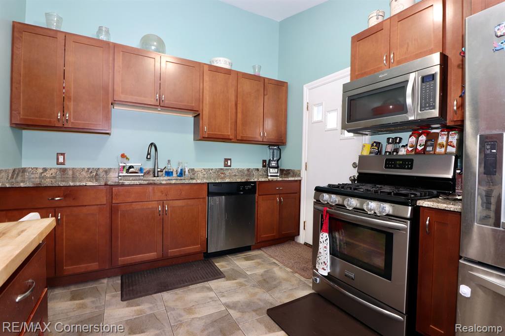 692 EASLEY Drive, Westland, MI 48186 — Photo 10