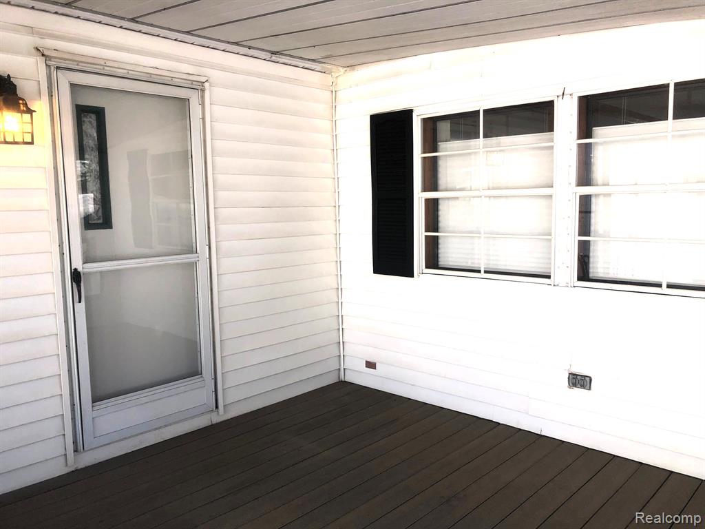 604 Juniper Court, Jonesville, MI 49250 — Photo 8