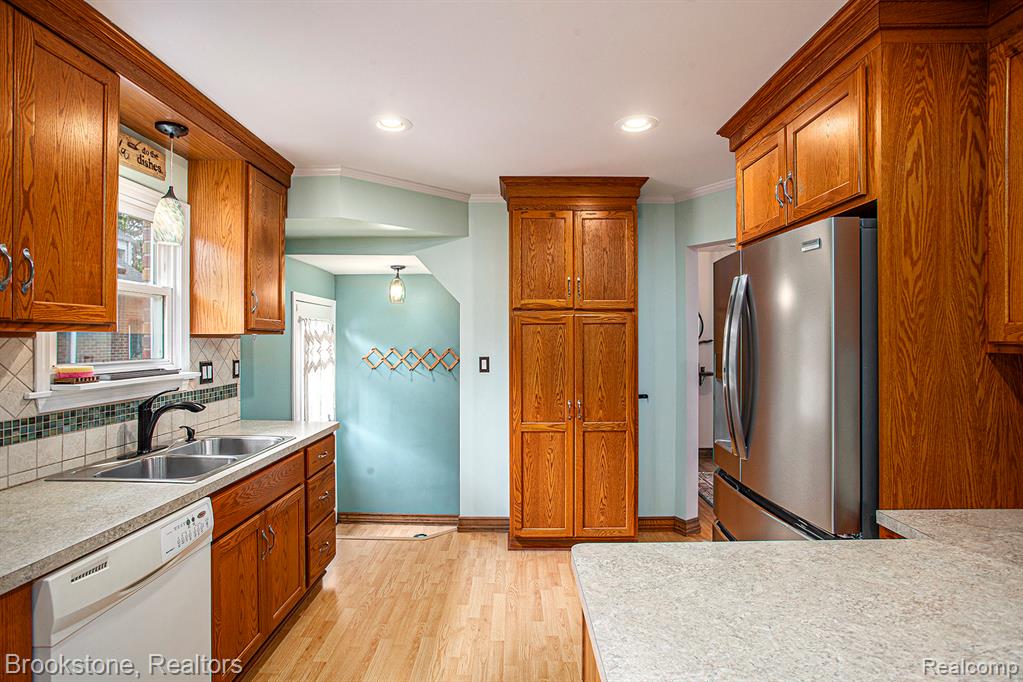 95 High Street, Mount Clemens, MI 48043 — Photo 10