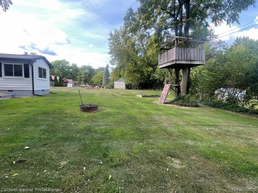 2761 Gorlad Street, Orion, MI — Photo 5