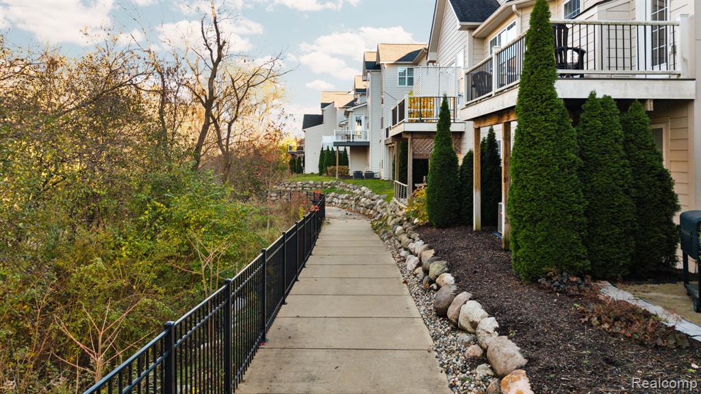23876 Seminole Trail, 0030, Novi, MI — Photo 55