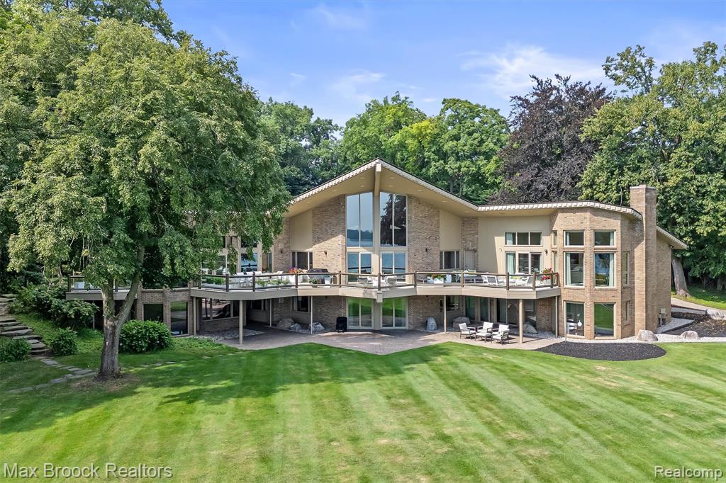 3333 W Shore Drive, Orchard Lake Village, MI 48324 — Photo 6