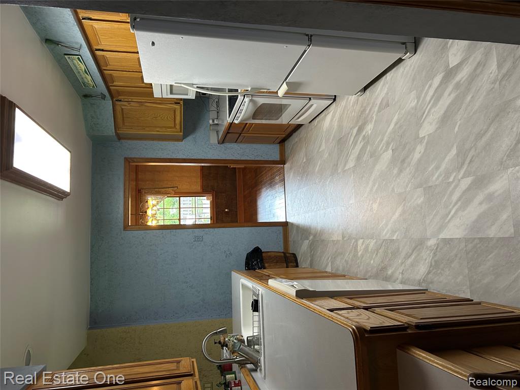 11030 Marshall Road, South Lyon, MI 48178 — Photo 22