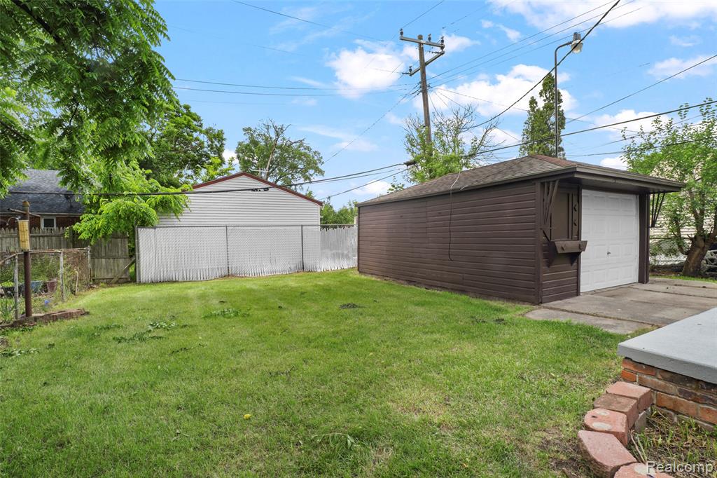 17717 Avon Avenue, Detroit, MI 48219 — Photo 7