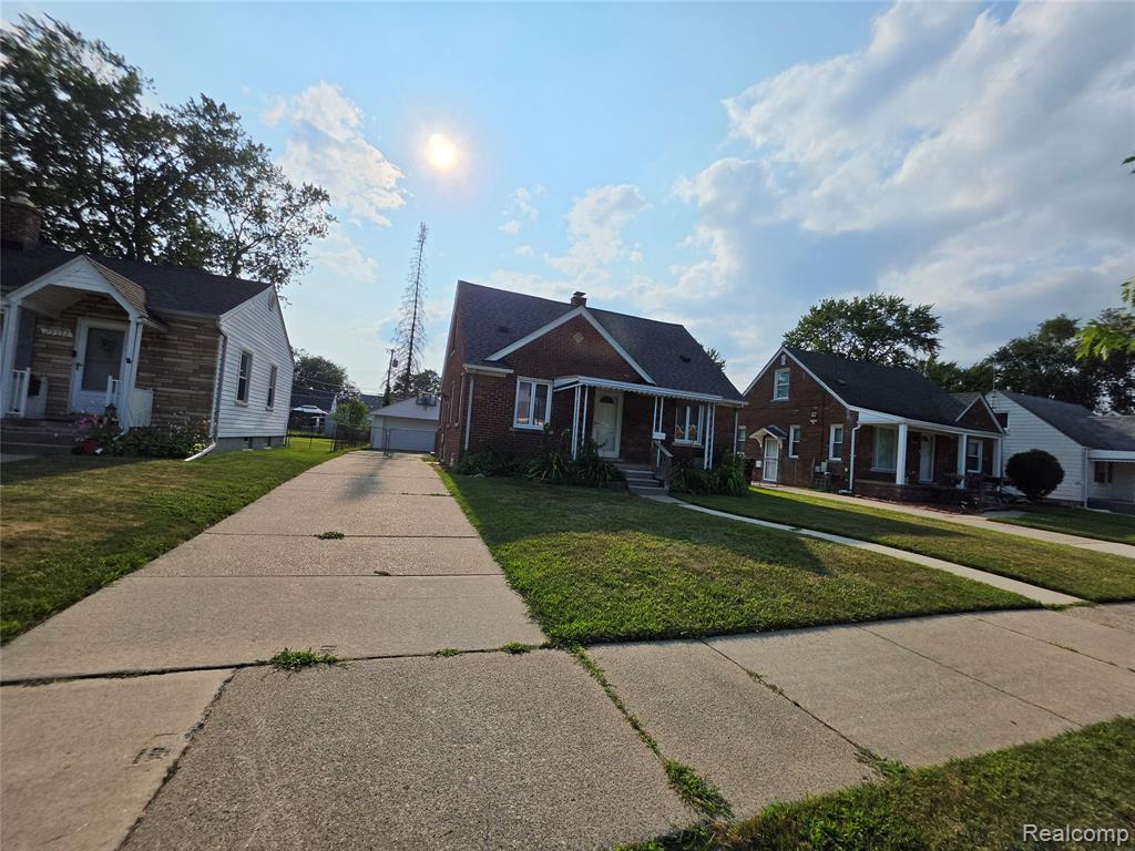 29595 Park Street, Roseville, MI 48066