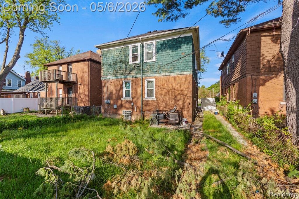 18720 Salem Street, Detroit, MI 48219 — Photo 37