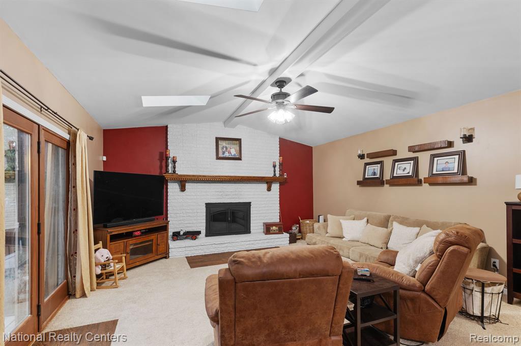 39832 Chaffer, Clinton Twp, MI 48038 — Photo 4