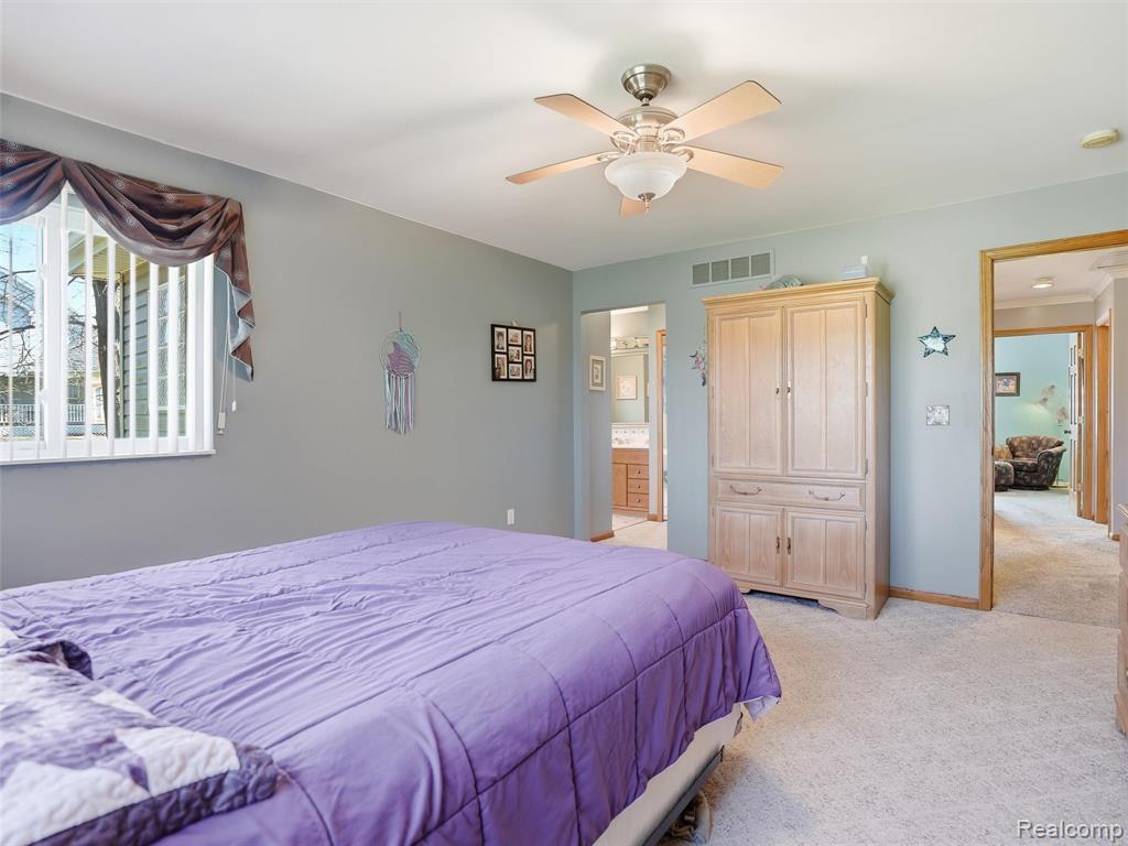 4695 Melanie Lane, White Lake, MI 48383 — Photo 32