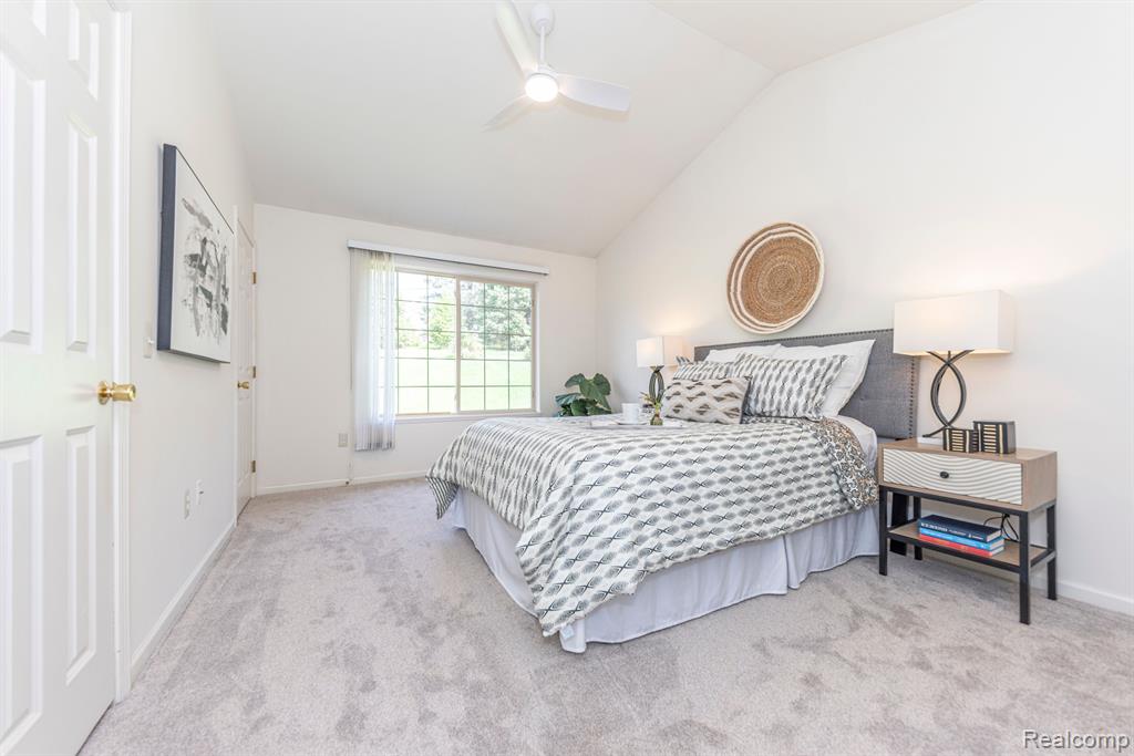 4036 BOULDER POND Drive, 15, Ann Arbor, MI 48108 — Photo 35
