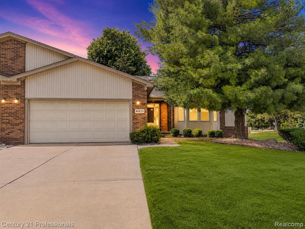 46839 Scotch Pine Lane, Macomb, MI 48042 — front exterior