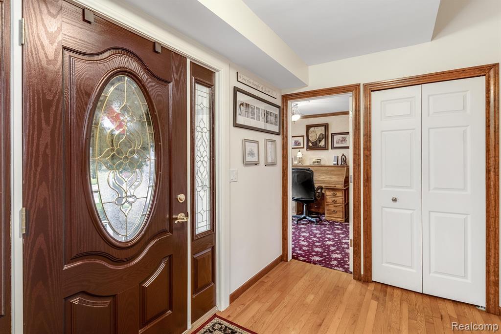 682 Heritage Lane S, Rochester Hills, MI 48309 — Photo 5