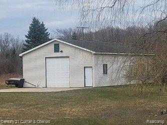 4220 HAPPY HOLLOW Lane, Howell, MI 48855 — Photo 24