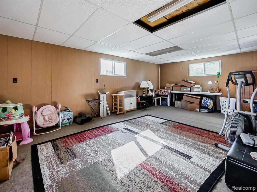 4656 Edgewood Street, Dearborn Heights, MI 48125 — Photo 18