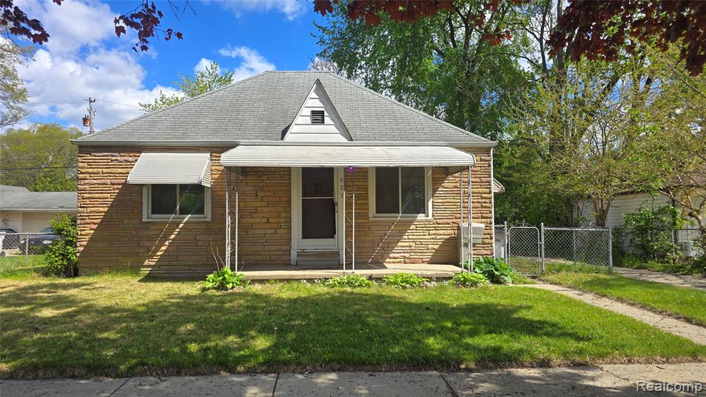 623 E Elza Avenue, Hazel Park, MI 48030 — front exterior