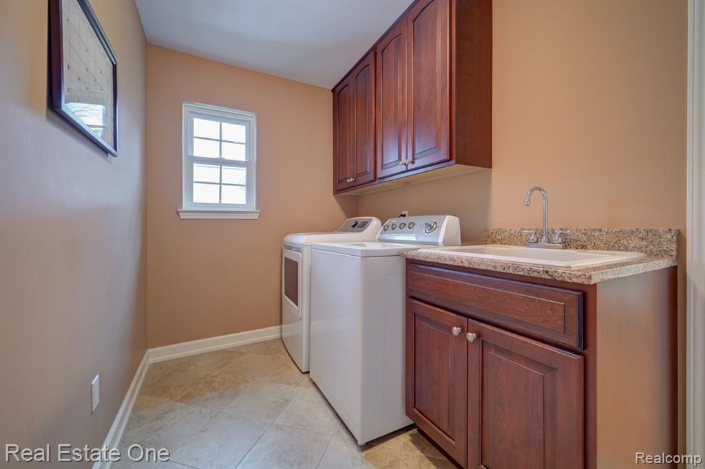 6564 Summit Ridge, Clarkston, MI — Photo 30