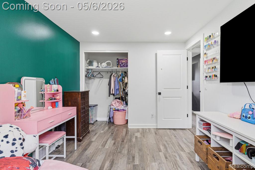 2049 E Hill Road, Grand Blanc, MI 48439 — Photo 24