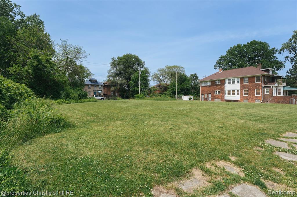 8604 La Salle Boulevard, Detroit, MI 48206 — Photo 62