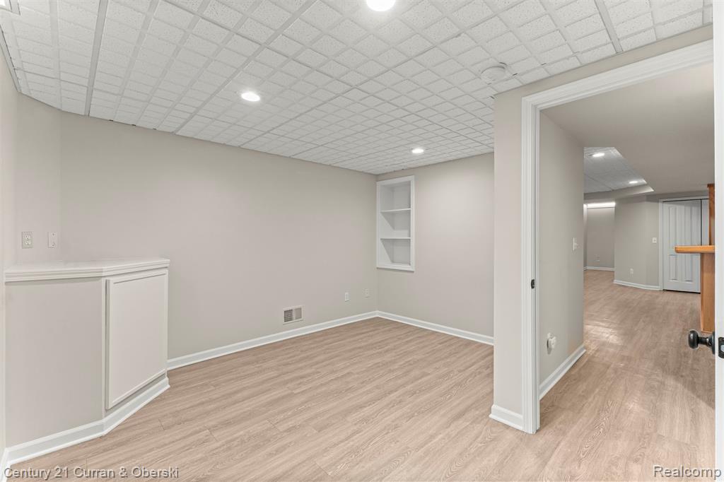48369 Wadebridge Drive, Canton, MI 48187 — Photo 61