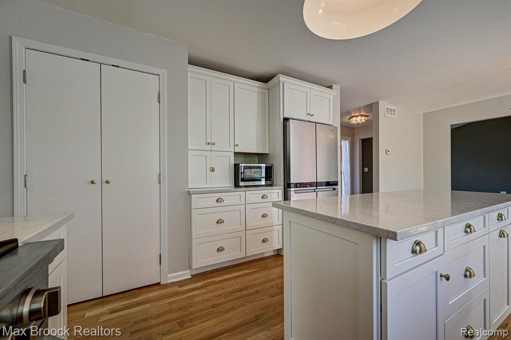 7273 BELLE MEADE Street, Ypsilanti, MI 48197 — Photo 18