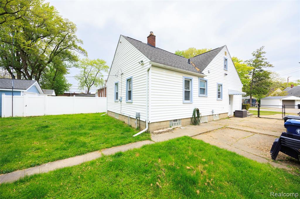 11431 Tecumseh, Redford, MI 48239 — Photo 23