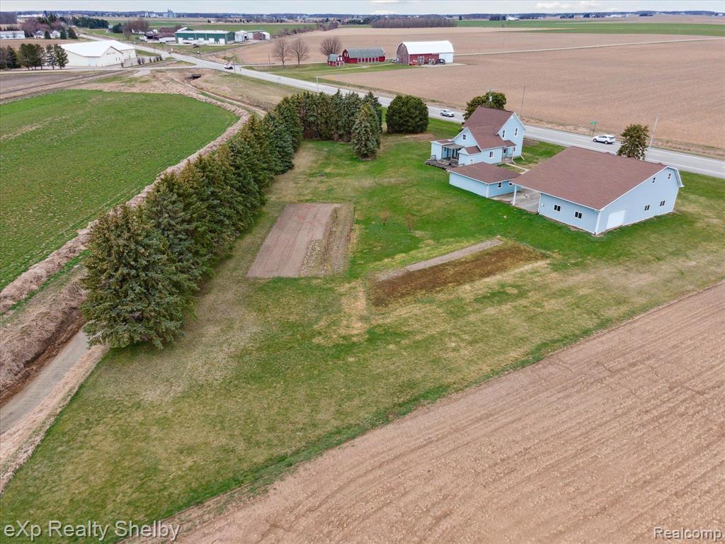 8433 W SANILAC Road, Vassar, MI 48768 — Photo 57