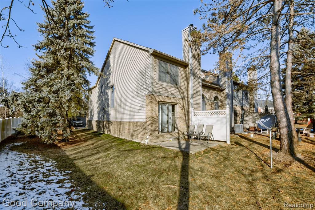 45293 HORSESHOE Circle, Canton, MI 48187 — Photo 42