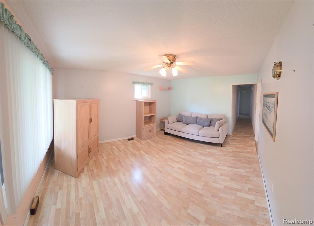 12929 Matthews Street, Carleton, MI 48117 — Photo 6