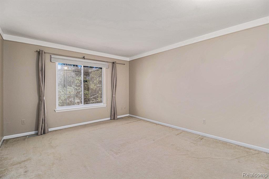 470 Fox Hills Drive N, A-5, Bloomfield Hills, MI 48304 — Photo 17