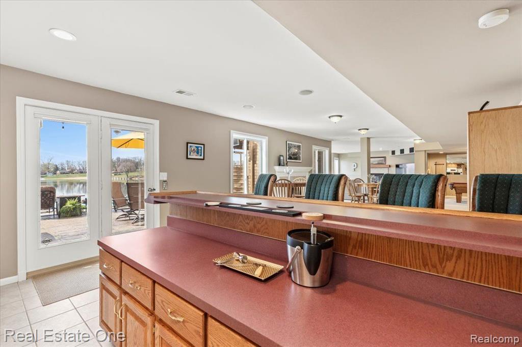 566 BAY POINTE Drive, Oxford, MI 48371 — Photo 54