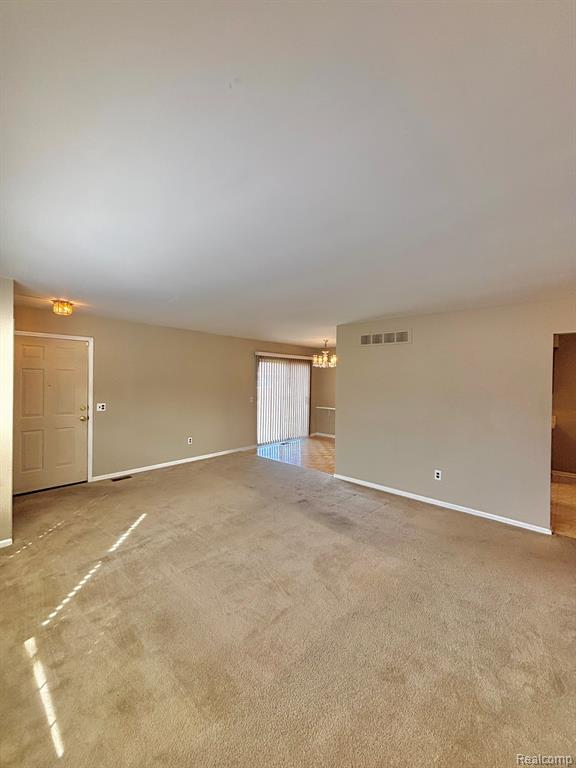 401 Doremus S Doremus Lane W, 10, Saint Clair Shores, MI 48080 — Photo 8