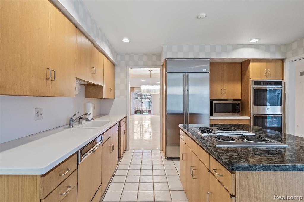 5129 Woodlands Lane, Bloomfield Hills, MI 48302 — Photo 13