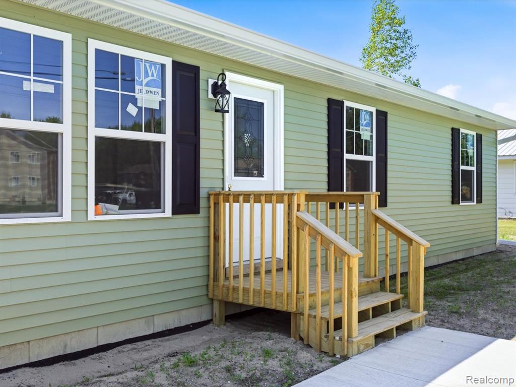 2941 Beach Road, Port Huron, MI 48060 — Photo 3
