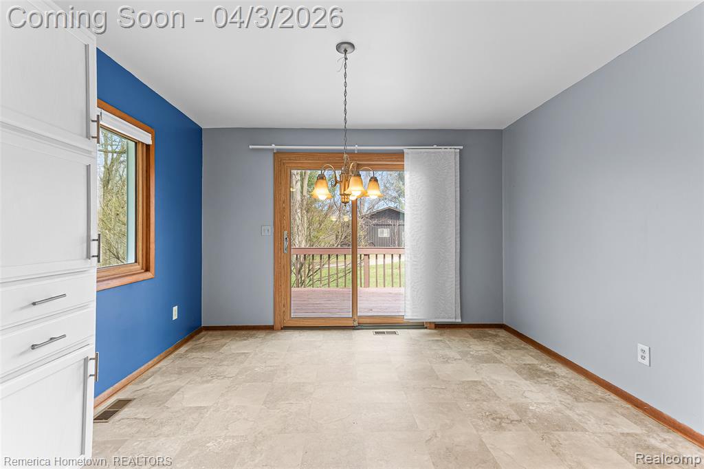 10618 Wolverine Drive, Pinckney, MI 48169 — Photo 49