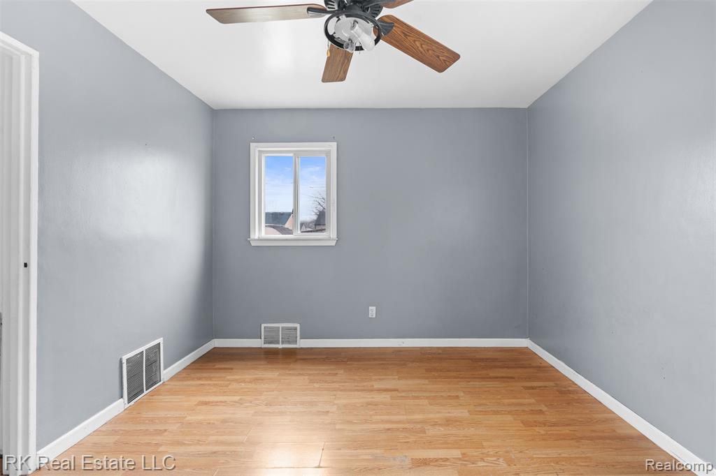 25280 Dale Street, Roseville, MI 48066 — Photo 9